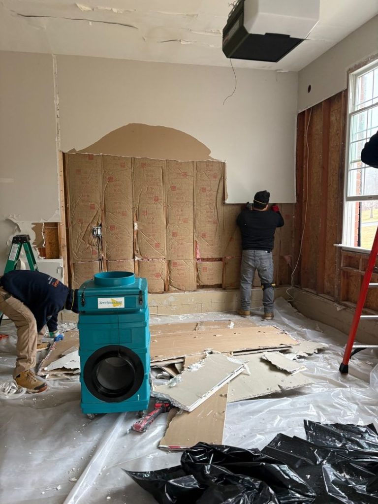 Water Damage Restoration in Hickory Hills, IL - HydroForce Cleaning and Restoration